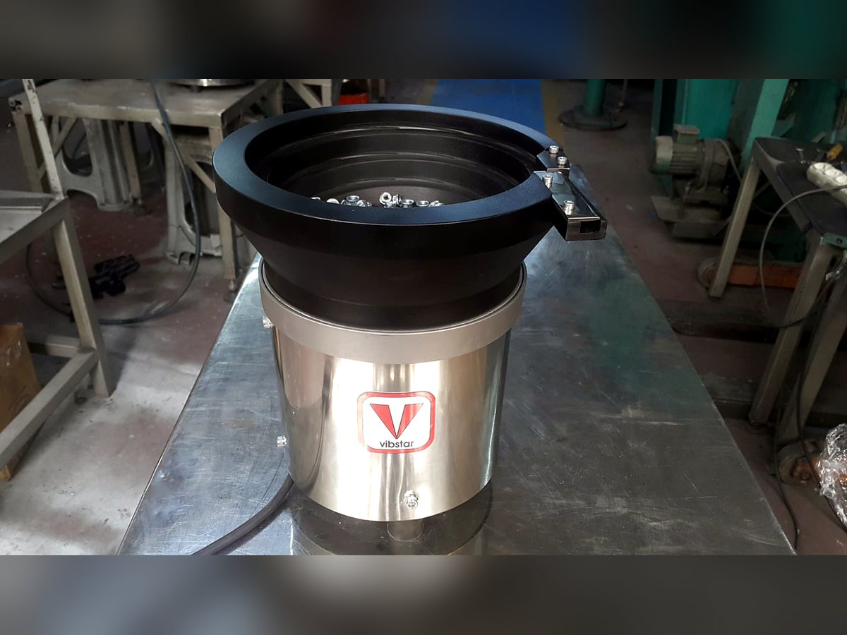 Kaplamalı dairesel vibrasyon çanağı