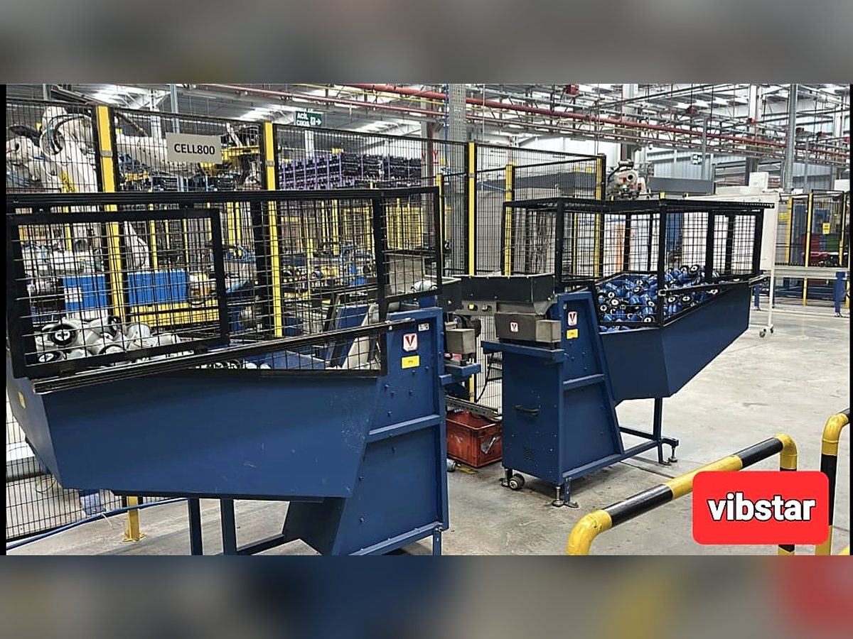 Robot Hücresi İçin Bunkerli Besleme Sistemi